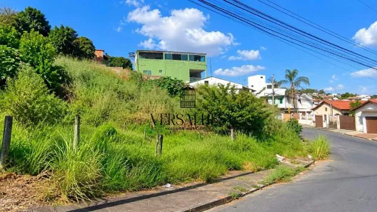Lote/Terreno à venda, 359m² no Parque Xangri-Lá, Contagem