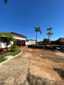 Casa com 3 Quartos à venda, 100m² no Centro, Caldas Novas