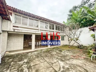 Casa com 3 Quartos à venda, 216m² no Piratininga, Niterói