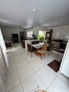 Casa com 3 Quartos à venda, 252m² no Califórnia, Londrina