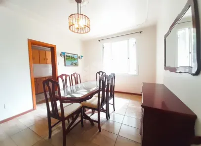 Apartamento com 2 Quartos para alugar, 58m² no São João, Porto Alegre