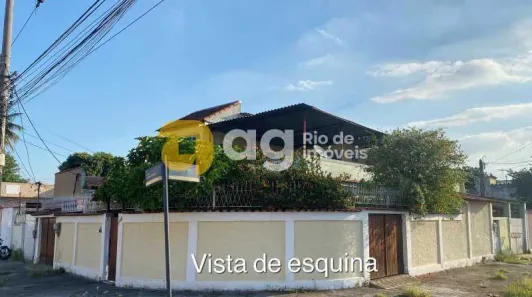 Casa de Condomínio com 3 Quartos à venda, 174m² no Senador Camará, Rio de Janeiro