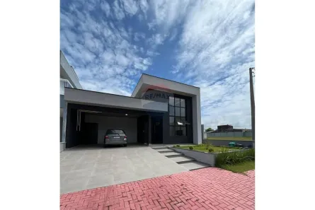 Casa com 3 Quartos para alugar, 150m² no Barrio Flórida, Peruíbe