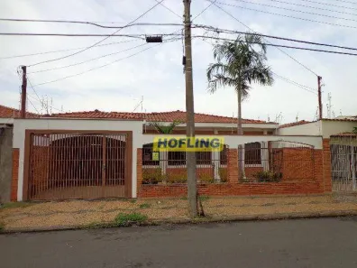 Casa com 3 Quartos para venda ou aluguel, 244m² no Jardim Floridiana, Rio Claro