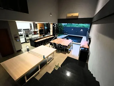 Casa de Condomínio com 3 Quartos à venda, 244m² no Jardim Montecatini, Londrina