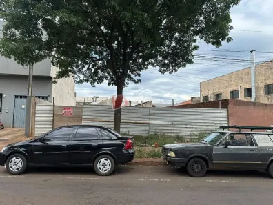 Lote/Terreno à venda, 327m² no Loteamento Madrid, Maringá