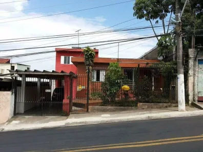 Casa com 2 Quartos para alugar, 250m² no Jardim Henriqueta, Taboão da Serra