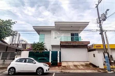 Casa com 4 Quartos à venda, 284m² no Centro, Balneário Camboriú