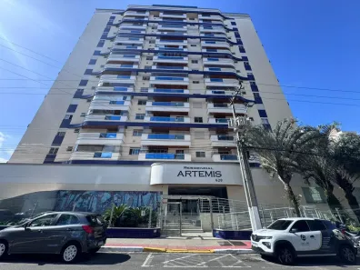 Apartamento com 3 Quartos à venda, 131m² no Campinas, São José