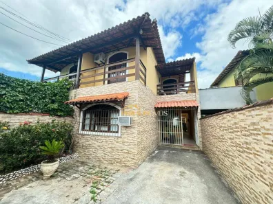 Casa com 3 Quartos à venda, 161m² no Village Sol e Mar, Rio das Ostras