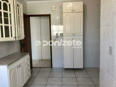 Apartamento com 3 Quartos para alugar, 94m² no Vila Pinheirinho, Santo André