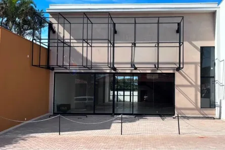 Ponto Comercial com 2 Quartos para alugar, 400m² no Centro, Botucatu