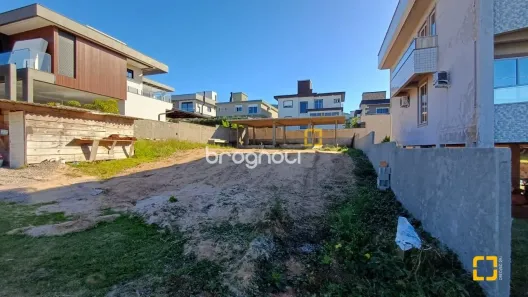 Lote/Terreno à venda, 490m² no Ingleses do Rio Vermelho, Florianópolis