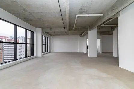 Sala Comercial à venda, 327m² no Centro, Curitiba