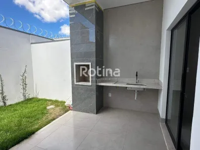 Casa com 3 Quartos à venda, 93m² no Novo Mundo, Uberlândia