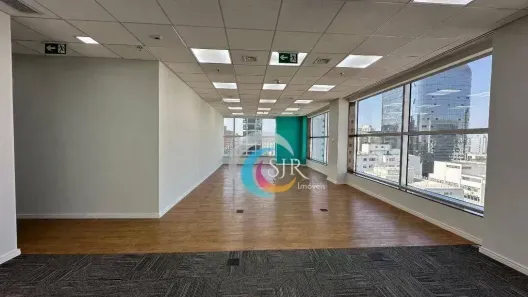 Sala Comercial para alugar, 171m² no Cerqueira César, São Paulo
