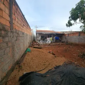 Casa com 2 Quartos à venda, 80m² no Jardim Canaã, Uberlândia
