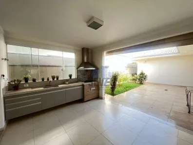 Casa de Condomínio com 3 Quartos para alugar, 210m² no Quinta Ranieri, Bauru
