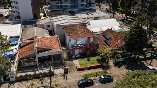 Imóvel Comercial para alugar, 220m² no Bigorrilho, Curitiba