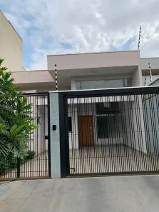 Casa com 2 Quartos à venda, 105m² no Vila Vardelina, Maringá