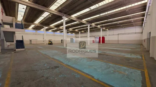 Galpão/Depósito/Armazém para alugar, 3600m² no Piraporinha, Diadema