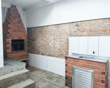 Casa com 2 Quartos à venda, 115m² no Jardim Carvalho, Porto Alegre