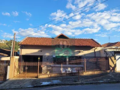 Casa com 2 Quartos à venda, 124m² no Marçal Santos, Poços de Caldas