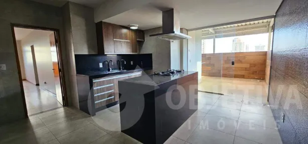 Apartamento com 3 Quartos para alugar, 153m² no Centro, Uberlândia
