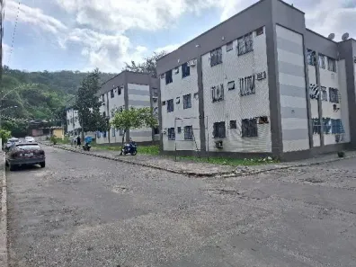 Apartamento com 2 Quartos à venda, 45m² no Bangu, Rio de Janeiro