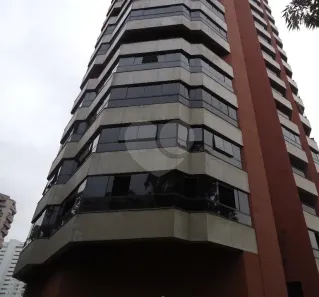 Apartamento com 4 Quartos para alugar, 241m² no Vila Suzana, São Paulo