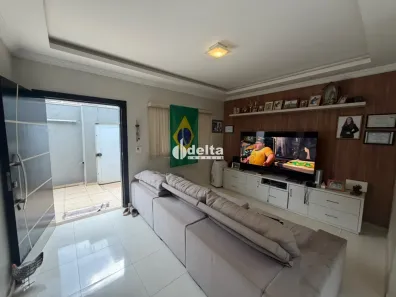 Casa com 3 Quartos à venda, 170m² no Santa Luzia, Uberlândia