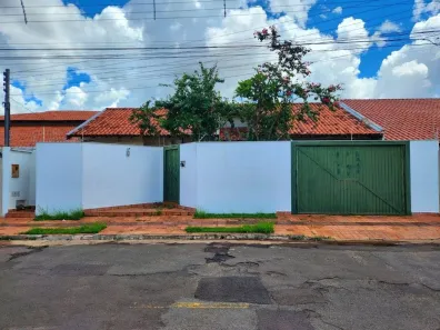 Casa com 4 Quartos à venda, 213m² no Vila Giocondo Orsi, Campo Grande