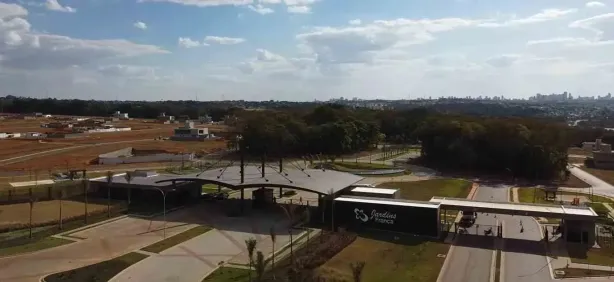 Lote/Terreno à venda, 414m² no Jardins França, Goiânia