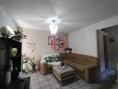 Casa com 6 Quartos à venda, 200m² no Jardim Satélite, São José dos Campos