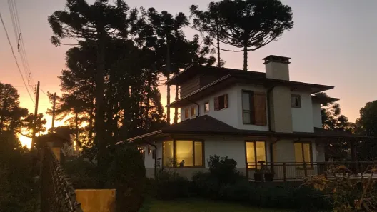 Casa com 3 Quartos à venda, 350m² no Monte Verde, Camanducaia
