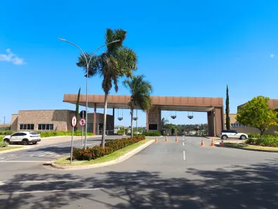 Lote/Terreno à venda, 300m² no Jardins Bolonha, Senador Canedo