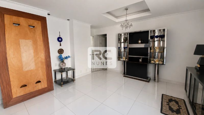 Apartamento com 3 quartos — Savassi, Belo Horizonte
