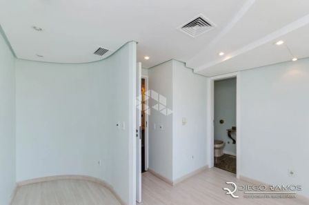 Sala Comercial à venda, 70m² no Bom Fim, Porto Alegre