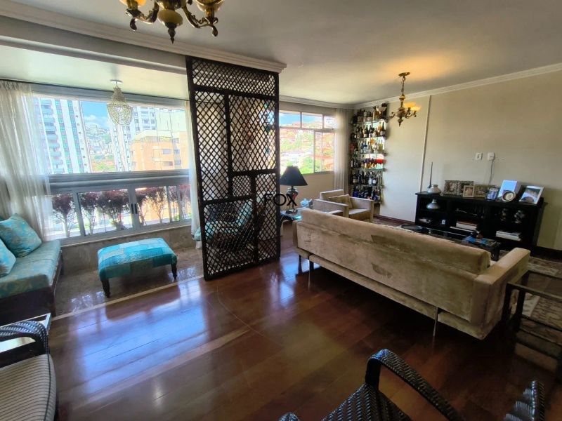 Apartamento com 4 quartos — São Bento, Belo Horizonte