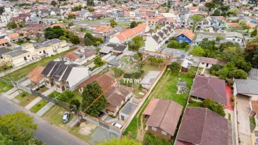 Lote/Terreno com 1 Quarto à venda, 770m² no Boqueirão, Curitiba