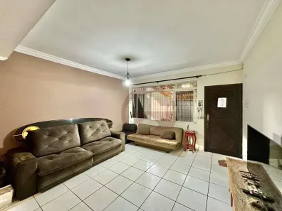 Sobrado com 2 Quartos à venda, 139m² no Jardim Rebelato, Cotia