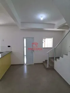 Casa com 2 Quartos para alugar, 90m² no Santa Cruz, Rio de Janeiro