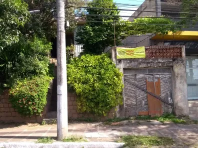 Lote/Terreno à venda, 354m² no Três Figueiras, Porto Alegre