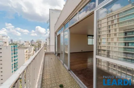 Apartamento com 3 Quartos à venda, 200m² no Higienópolis, São Paulo