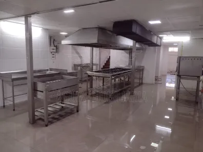Sala Comercial para alugar, 239m² no Engenho de Dentro, Rio de Janeiro