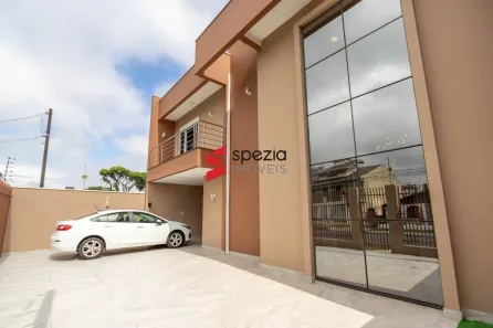Casa com 3 Quartos à venda, 380m² no Capão Raso, Curitiba