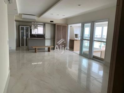 Apartamento com 3 Quartos à venda, 146m² no Jardim São Geraldo, Marília