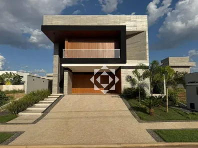 Sobrado com 4 Quartos à venda, 352m² no Plano Diretor Sul, Palmas