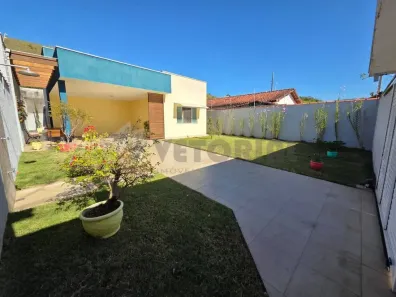 Casa com 3 Quartos à venda, 149m² no Loteamento Balneário Camburi, Caraguatatuba