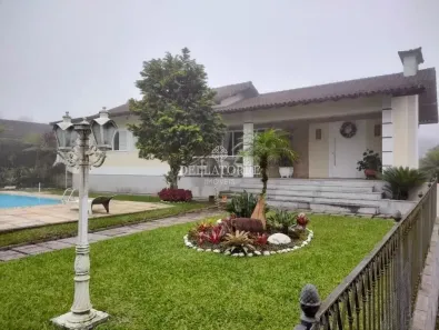 Casa com 4 Quartos à venda, 260m² no Carlos Guinle, Teresópolis